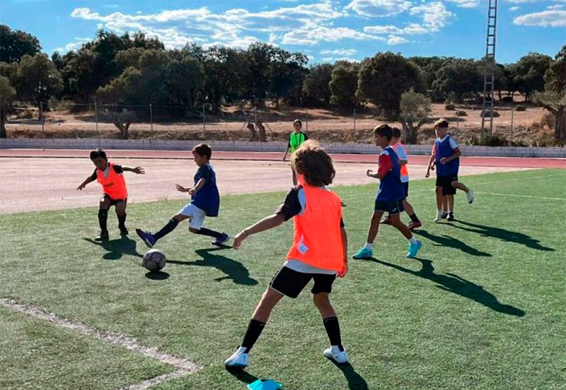 Valdemorillo | ‘La escuela es tu casa’, jornada de formación para mostrar a jugadores y familias los valores UEFA en el fútbol base