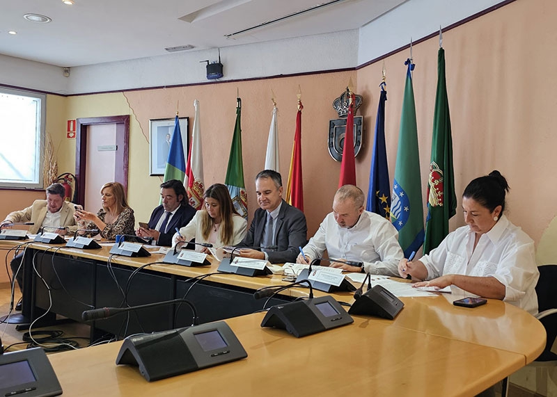 Pelayos de la Presa | Pelayos de la Presa se suma al convenio de colaboración entre Policías Locales
