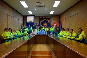 Humanes de Madrid  | 20 desempleados se incorporan al Ayuntamiento como barrenderos y peones de construcción