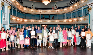 San Lorenzo de El Escorial | San Lorenzo de El Escorial entregó los Honores y Distinciones del Real Sitio en el Día de su Patrón