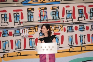 Díaz Ayuso: “La Real Casa de Correos rebosa vida, hechos heroicos y momentos difíciles, símbolo de Madrid donde hemos hecho Historia de España”