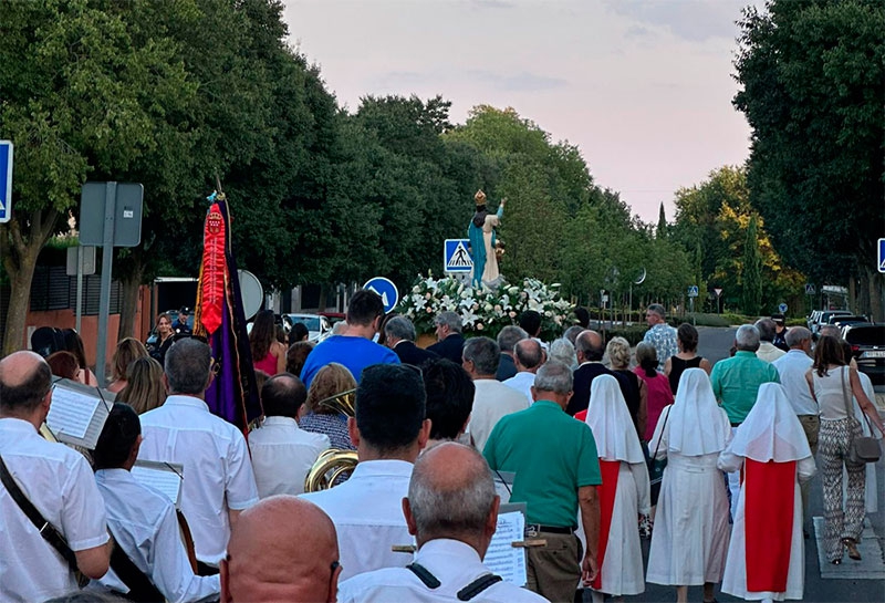 Pozuelo de Alarcón | La Colonia de Los Ángeles de Pozuelo ha celebrado sus fiestas en honor a su patrona