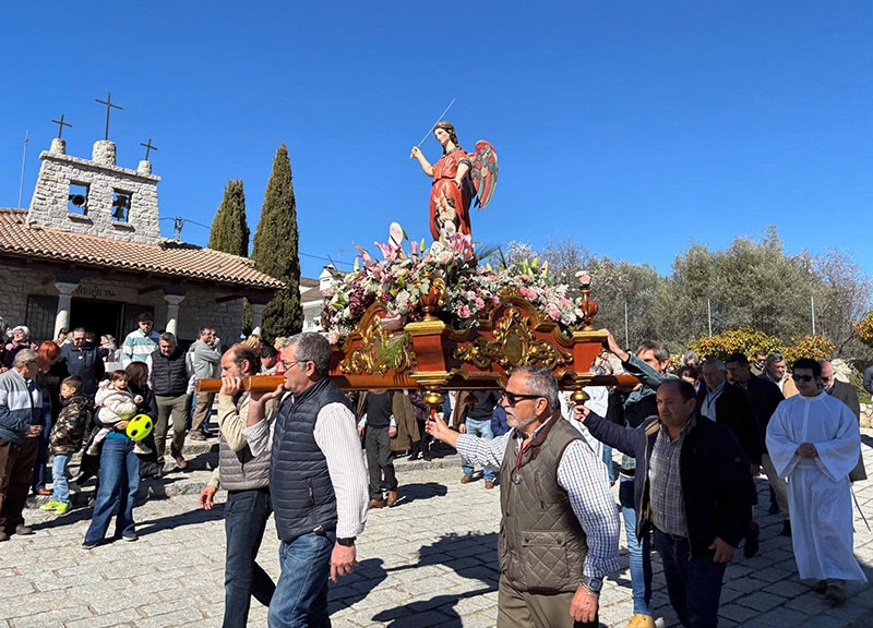 Chapinería | Los vecinos de Chapinería celebraron sus Fiestas en honor al Santo Ángel de la Guarda