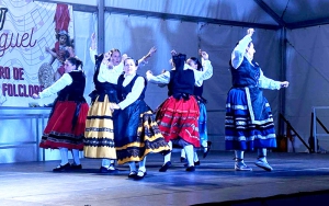 Villamantilla | Villamantilla celebró su XV Encuentro de Rondallas y Folclore San Miguel 2025