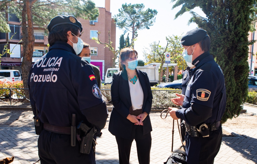 Pozuelo de Alarcón | Pérez Quislant se interesa por los controles policiales de seguridad en la ciudad