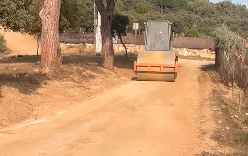 Navas del Rey | Trabajos de reparación en el Camino de Cuesta Vieja