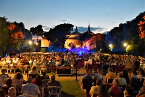 Villaviciosa de Odón | Histórico cierre con Pasión Vega en el XVIII Festival Asisa de Música