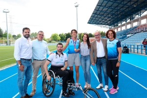 Arroyomolinos | Arroyomolinos estrena su remodelada pista de atletismo con un homenaje a Daniela Fra y Emi Agüera