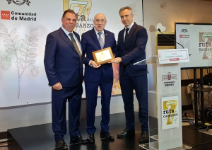 Moralzarzal | José María Moreno recibe el «Garbanzo Dorado» 2026 y sucede en el galardón a la presidenta Isabel Díaz Ayuso