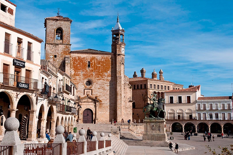 El Álamo | Un año más, El Álamo organiza las Jornadas de la Mujer