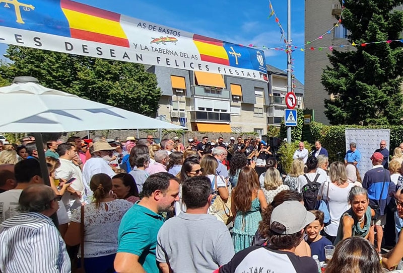 Majadahonda | El As de Bastos rinde homenaje a la Policía Local de Majadahonda