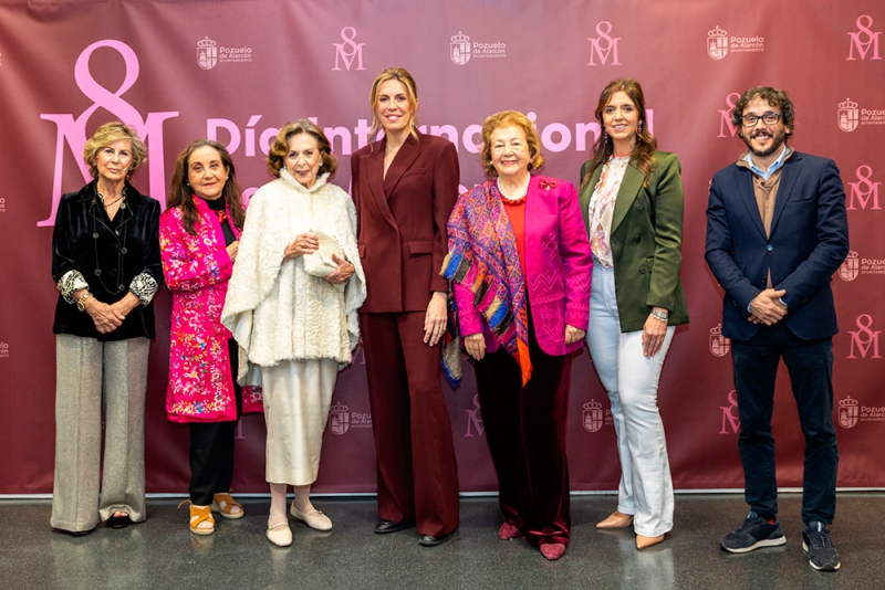 Pozuelo de Alarcón | El Ayuntamiento entrega su primer Premio 8 de Marzo a la artista pozuelera Nati Cañada