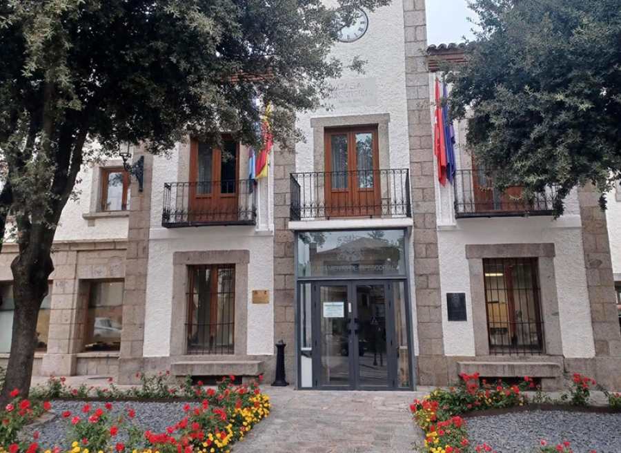 El Escorial | El Ayuntamiento de El Escorial reduce a 21,6 días el pago medio a proveedores