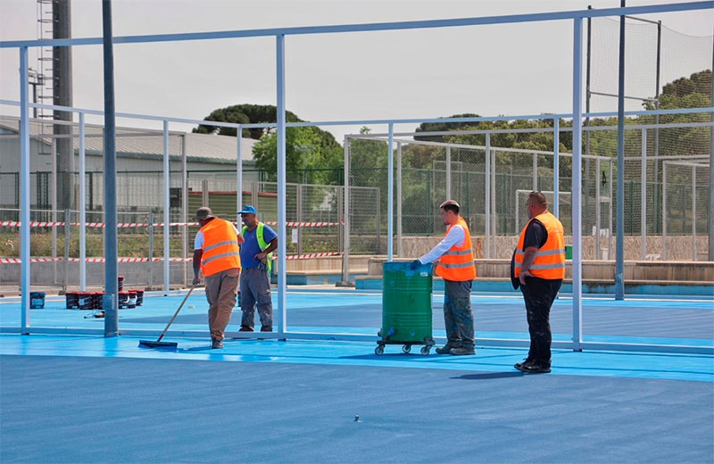 Boadilla del Monte | El Ayuntamiento repara y renueva el pavimento en las pistas de tenis del Complejo Deportivo Ángel Nieto