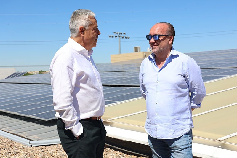 Arroyomolinos | Arroyomolinos reduce un 30% el consumo de energía eléctrica en La Dehesa con el uso de paneles solares