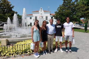 Villanueva de la Cañada | Visita de estudiantes de La Cañada Flintridge