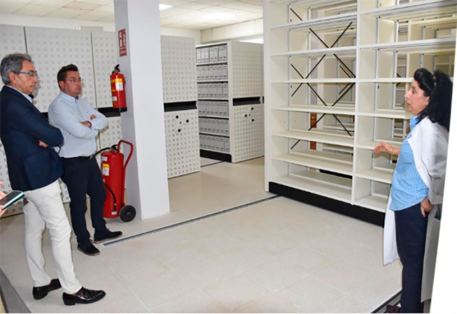 Villaviciosa de Odón | l Archivo municipal de Villaviciosa de Odón amplía sus instalaciones con nuevas estanterías móviles