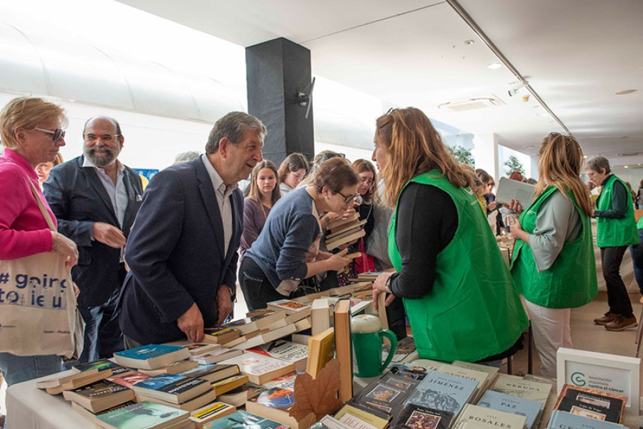 Villanueva de la Cañada | Se recaudan más de 1.300 euros en el Mercadillo Solidario de Libros