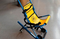 Villaviciosa de Odón | El auditorio Teresa Berganza ya dispone de tres sillas de evacuación de emergencia