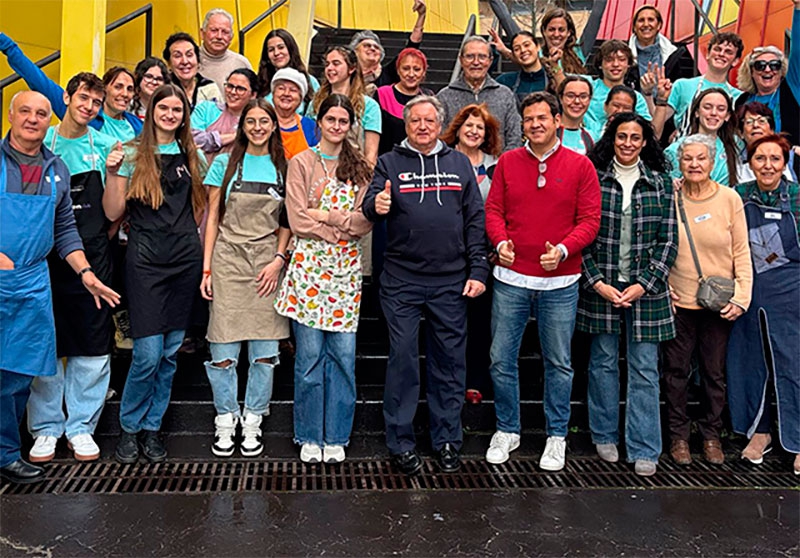 Las Rozas | «Cocinando Historias» crea vínculos entre jóvenes y mayores