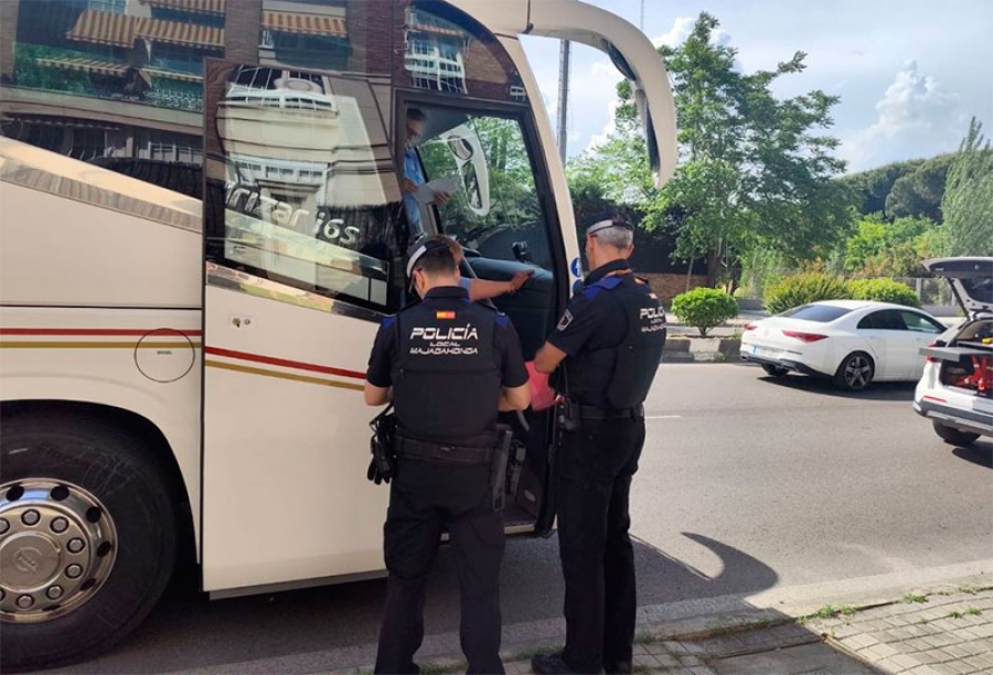 Majadahonda | La Policía Local de Majadahonda refuerza la vigilancia de camiones y autobuses para garantizar la seguridad vial