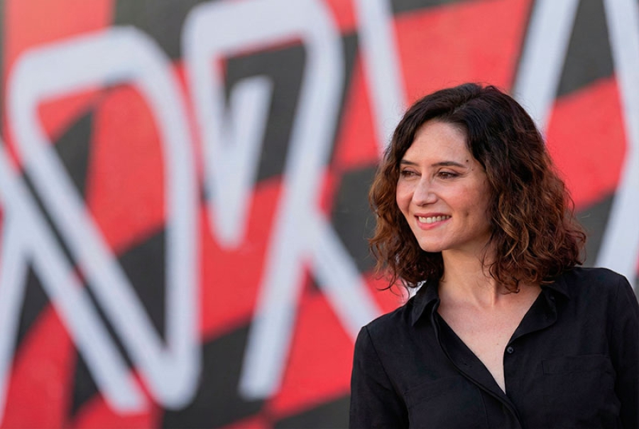 Felicitación Navideña de la presidenta de la Comunidad de Madrid para los lectores del periódico Sierra Madrid