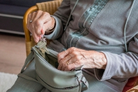 POLÍTICAS SOCIALES | Medidas para reducir el riesgo de contagios en las residencias de mayores