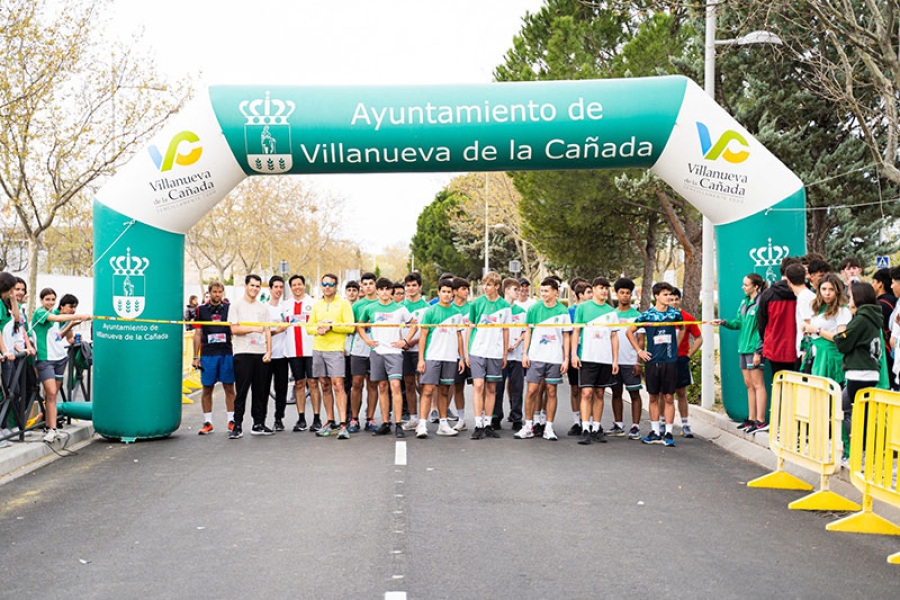 Villanueva de la Cañada | Cientos de alumnos participan en las carreras del Kolbe y Santiago Apóstol