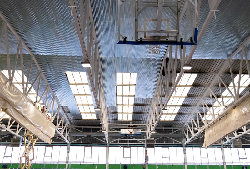Boadilla del Monte | Mejoras en la cubierta del pabellón deportivo del CDM Ángel Nieto: aislamiento térmico y acústico renovado