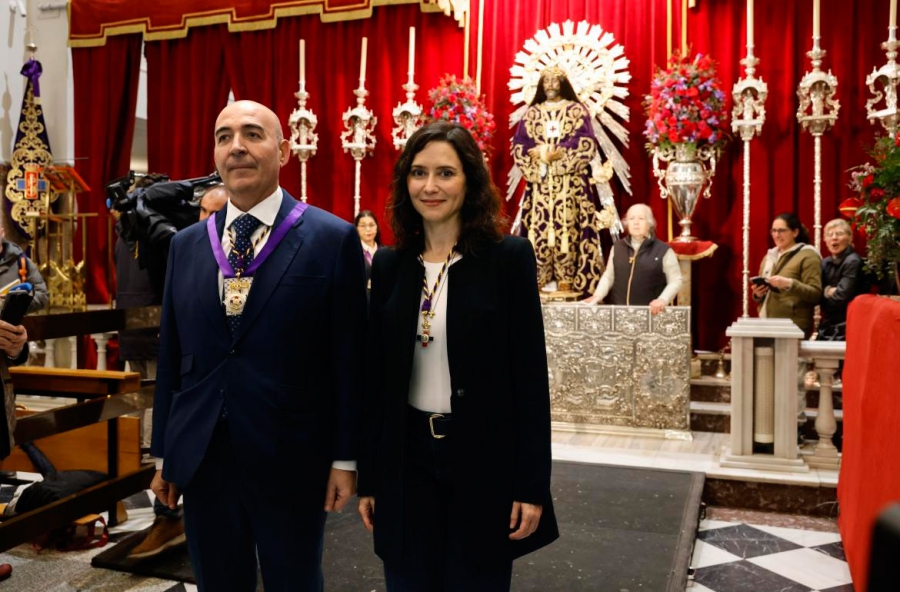 Díaz Ayuso pide ante Jesús de Medinaceli que cesen “las injusticias y los abusos” en el mundo y alerta de la soledad de las personas mayores