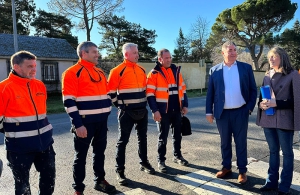 San Lorenzo de El Escorial | Presentados el asfaltado de la carretera de Robledo, la mejora del Barrio de los Reyes y los nuevos vehículos municipales