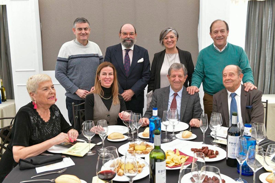 Villanueva de la Cañada | La Asociación de Mayores celebra su tradicional comida de Navidad