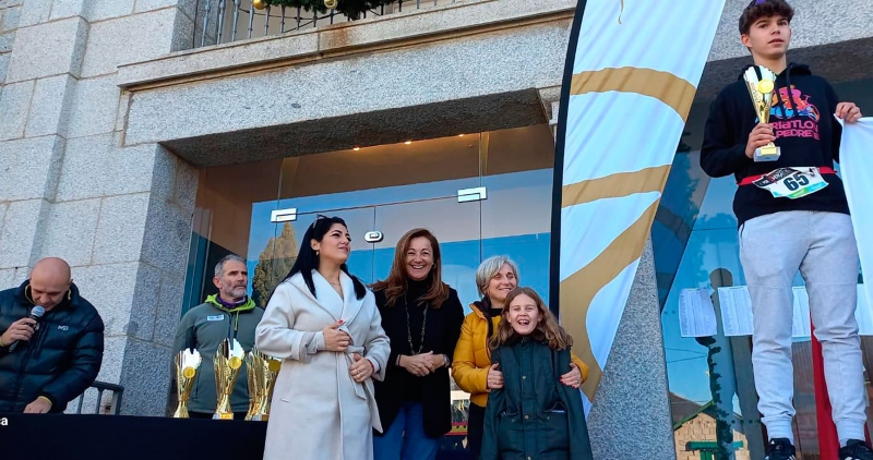 Alpedrete | Alpedrete entrega más de 2.000 euros a la Fundación Blanca de Apoyo al Deportista recaudados en la San Silvestre