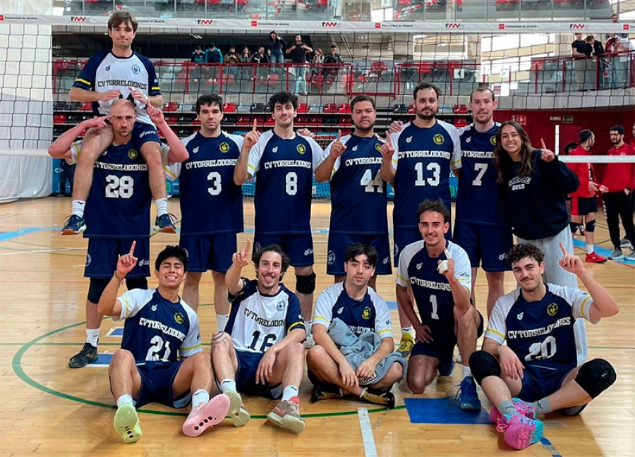 Torrelodones | El sénior masculino del Club Voleibol Torrelodones asciende a Primera Autonómica