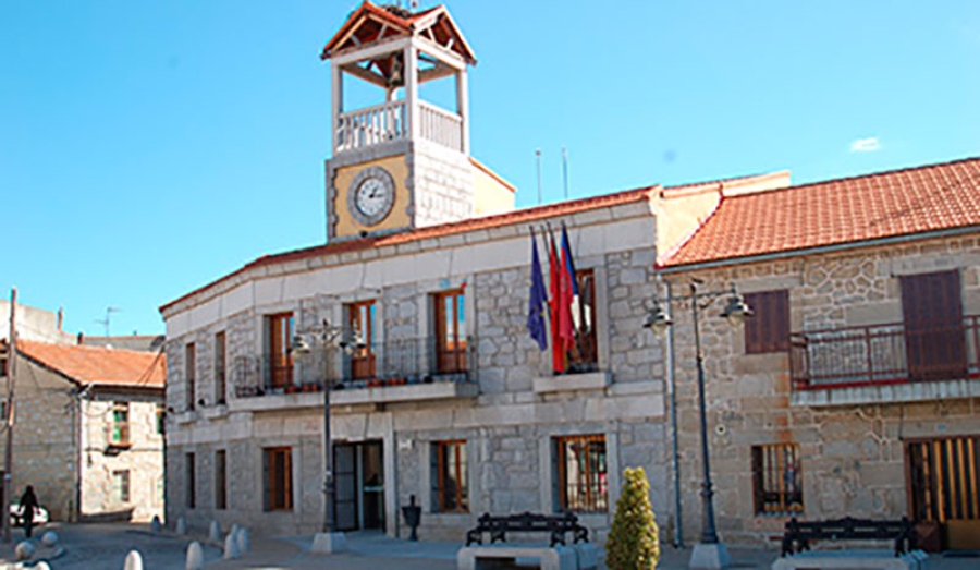 Moralzarzal | El Ayuntamiento saca adelante el nuevo contrato de limpieza con importantes ventajas para Moralzarzal, a pesar de la oposición de Vecinos por Moralzarzal y Moralzarzal en Común