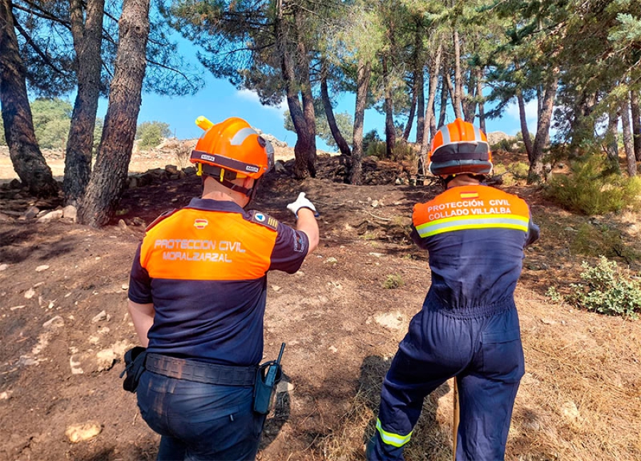 Collado Villalba | Protección Civil de Collado Villalba interviene en un incendio en el Cerro El Telégrafo