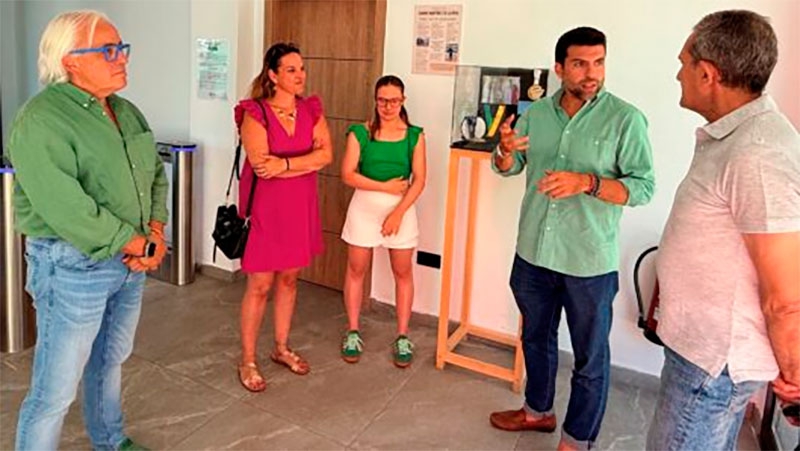 Galapagar | La nadadora Camino Martínez ya tiene su rincón de honor en la piscina de verano