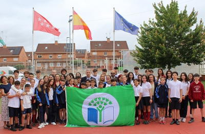 Villanueva del Pardillo | El Colegio Vallmont renueva su «Bandera Verde»