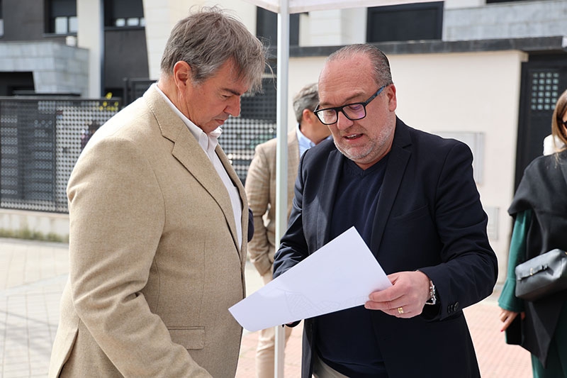 Arroyomolinos | La Comunidad de Madrid invierte cerca de 3,6 millones de euros para asfaltar una veintena de calles en Arroyomolinos