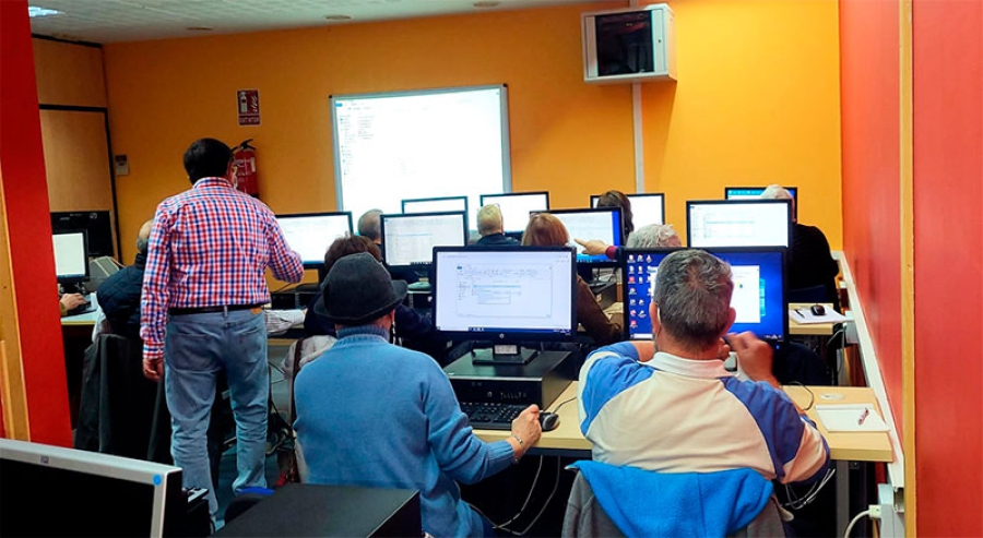Arroyomolinos | Vuelven los talleres presenciales de informática