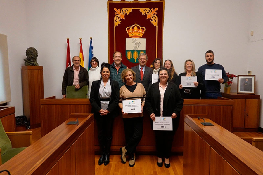 Villanueva de la Cañada | Entrega de premios a los comercios ganadores del XX Concurso de Escapartismo