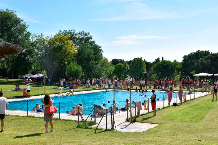 Villaviciosa de Odón | Las piscinas de verano municipales abren la temporada que se prolongará hasta el 11 de septiembre
